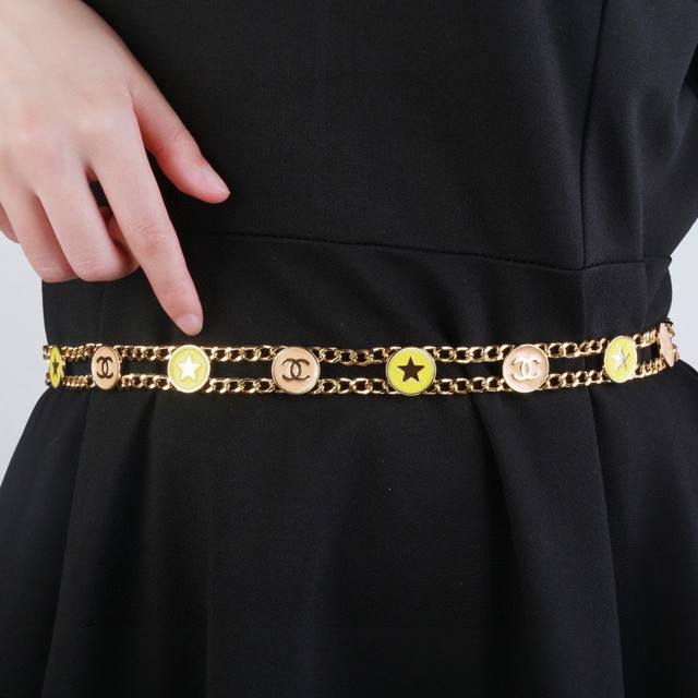 P140小香 Chanel 新品金币腰链 代购级别 一比一品质 香奈鹅 系列 经典Cc Logo 风格高级百搭 高级感爆棚 现货