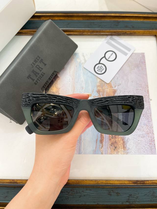 P230 James Tartmodel:261Size:50口22-145