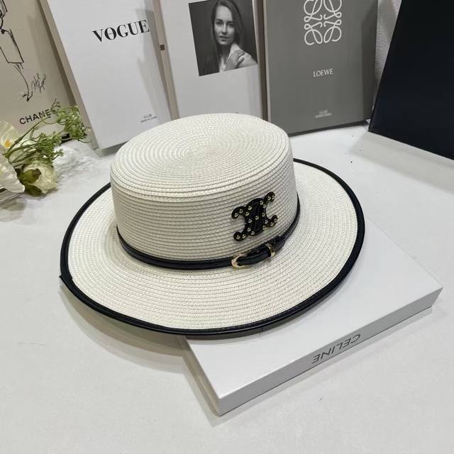 跑量60 Celin～春夏款冰丝Pp草平顶礼帽 拼色装饰，好看优雅，佩戴轻盈舒适！ 头围58Cm 可调节！