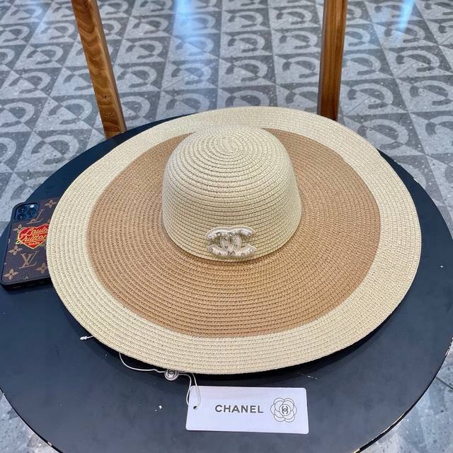 P80 Chanel香奈儿 新款小香风拼色盆帽草帽，赫本风拼色设计，出街必备