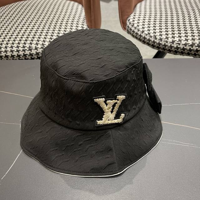 P80 路易威登Lv棒球帽 Louisvuitton新款法式蝴蝶结渔夫帽子女春夏时尚甜美遮阳 显脸小可折晉防晒盆帽