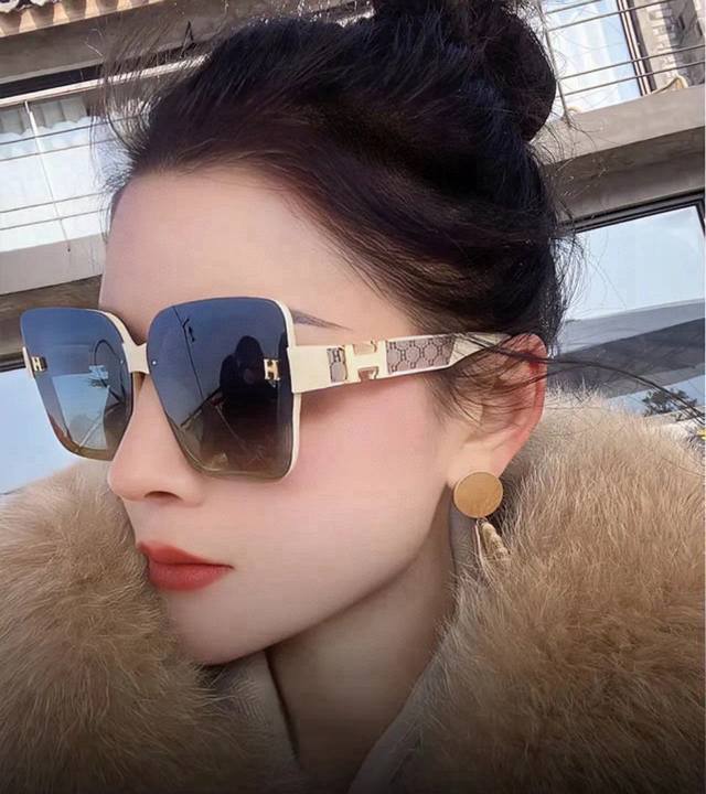 P80 2025新款 爱马仕女士偏光太阳镜 宝丽来高清镜片高品质Tr-90镜框 时尚百搭！ 型号：H8200