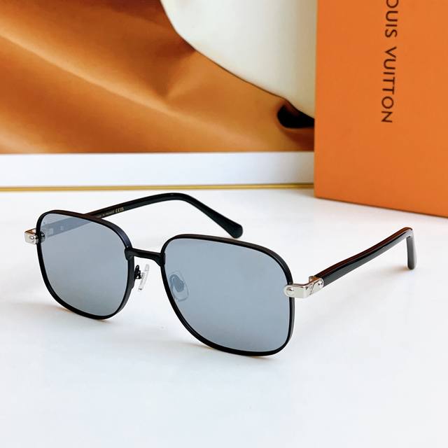 P180 Louis Vuitto* Model：Z2045U Size：57口17-145