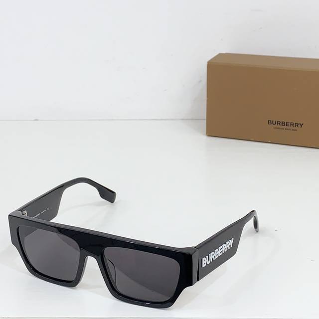 P160 Burberr* Mod：Be4397U Size：56口18-145 140