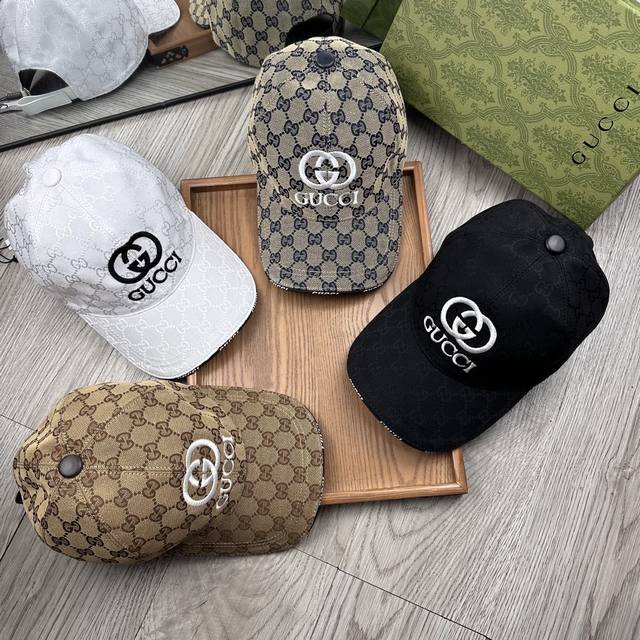 ￥ P70。G家。经典刺绣字母包边款款 超A品质 最新款！时尚潮流，高端做工！每一个帽子都是用心之作！牛津材质！头层牛皮！配盒子、防尘袋、非一般的品质，细节也很
