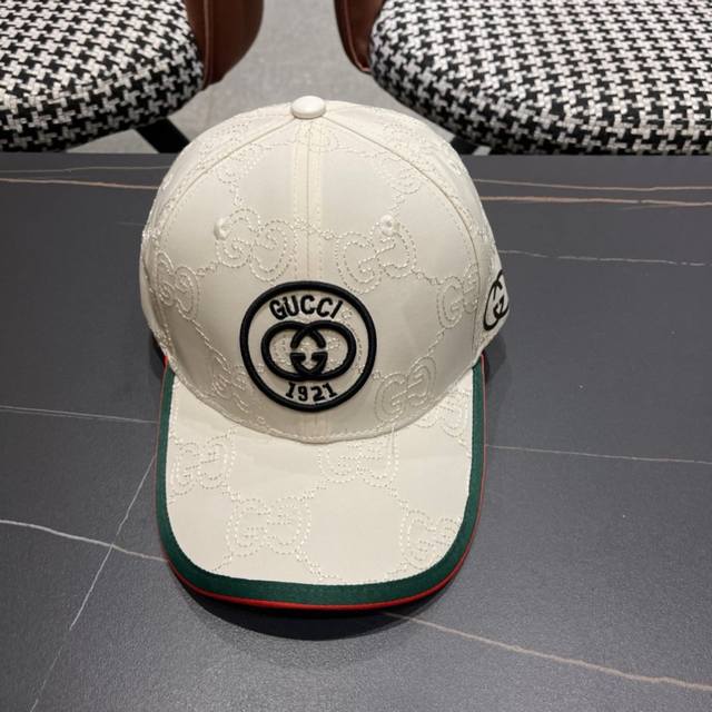 P70 官网新款出货Gucci古奇最新款原单棒球帽， 大双G，专柜1:1开模订制,轻盈透气！基础头围56，贴片可调节。