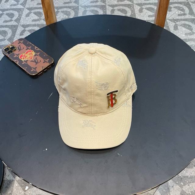 P70 巴宝莉Burberry 官网同步上线 韩版新款英伦风定制款1:1原单品质 男女通用棒球帽 美邦工艺棉麻地质面料 高版品质质量