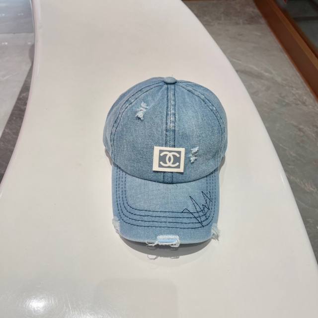 P70 Chanel香奈儿 春夏新款牛仔款简约棒球帽，新款出货，大牌款超好搭配，赶紧入手！
