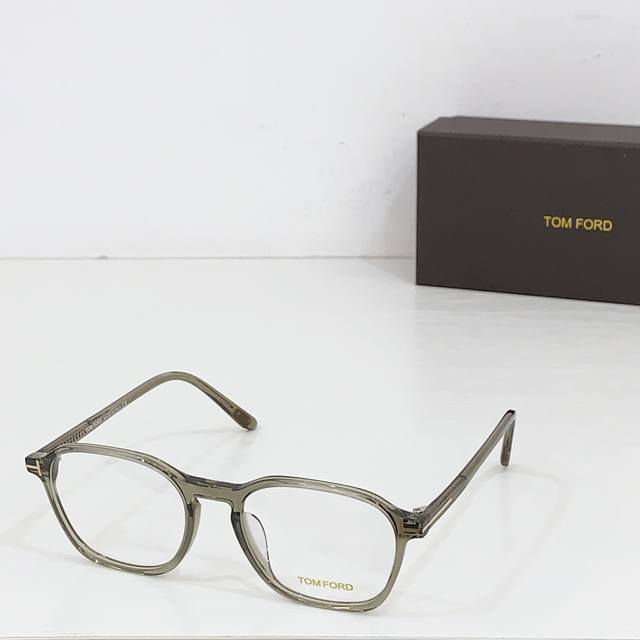 P140 Tom For* Model：Tf5804-F-B Size：53口19-145
