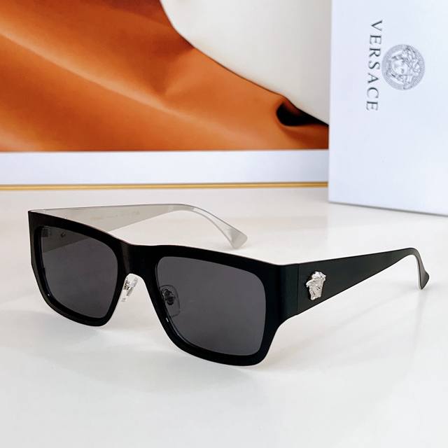 P180 Versace Mod：Ve2262 Size：58口18 140