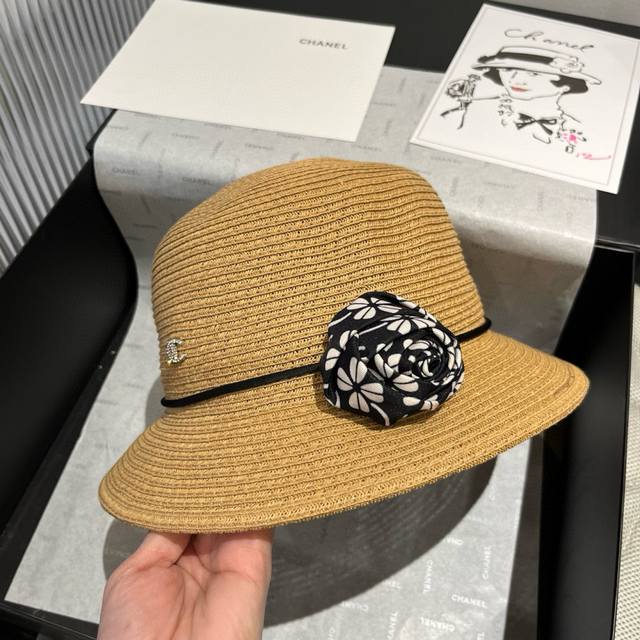 120￥P Chanel香奈儿新款礼帽，原顶小盆帽，草帽，头围57Cm