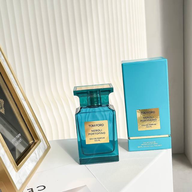 高品质/120 汤姆福特Tf橙花油浓香水100Ml 范冰冰同款橙花油 连男票都无法抵挡它的魅力～Neroli Portofino 橙花香水瓶身就炒鸡讨喜，很通透