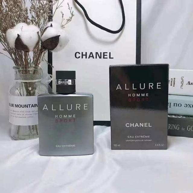 高品质/120 香奈儿极限运动灰瓶男士香水100Ml 超越自我的动感魅力。 前调:薄荷、柏树、柑橘。 中调:雪松、檀香、鼠尾草。 基调:胡椒、黑香豆、麝香