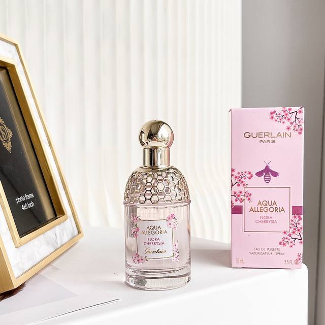 高品质/130 娇兰花草水语樱之漫舞淡香水75Ml guerlain娇兰 2021春季限量花草水语樱之漫舞 香调：果香、花香、柑橘香调（75Ml樱花限定版）限量