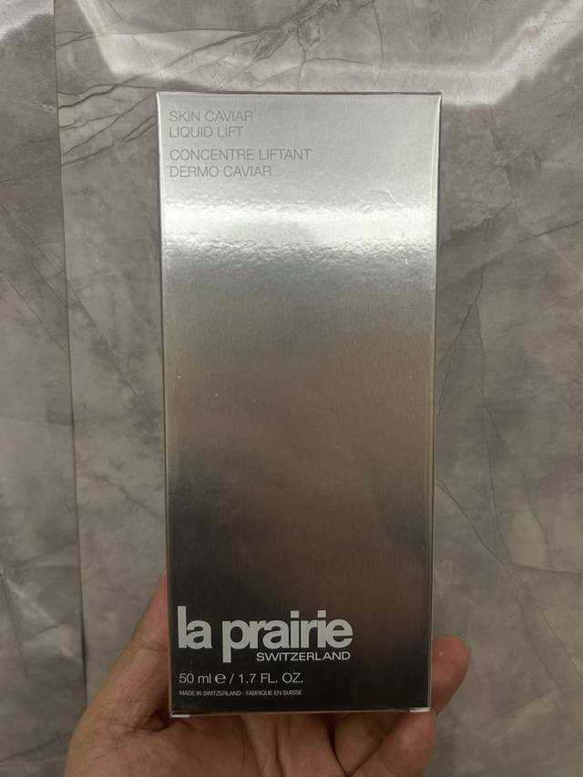一比一/650 莱伯妮反重力精华25款50Ml！一生推，不老女神王菲御用品牌就是莱伯妮，明显法令纹变淡，对于抗皱，那效果更不用说了。反重力精华是不分年龄和肤质哈