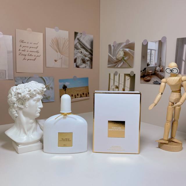 高品质/130 汤姆福特白色广藿香浓香水100Ml tom Ford White Patchouli,2008 品牌：汤姆福特 调香师：Givaudan 属性：
