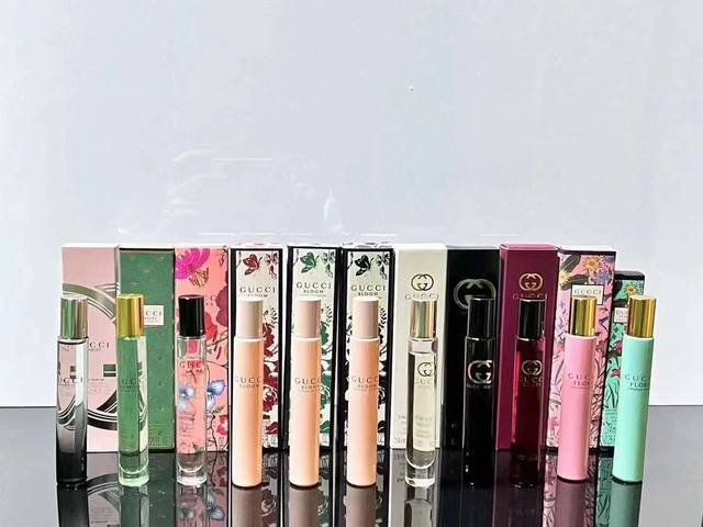 高品质/50 绿色记忆，绿色绮梦茉莉断货 古驰走珠香水小样7.4Ml！味道：粉色繁花，绿色繁花，黑色繁花，白色罪爱，黑色罪爱，红色罪爱，绿色记忆，粉色花之舞栀子