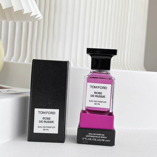 高品质/120 tf俄罗斯玫瑰浓香水50Ml 2022款最新Tom Ford 俄罗斯玫瑰|||先被颜值吸引，试闻之后一下击中的香水。 最近买了四瓶都没有这种感觉