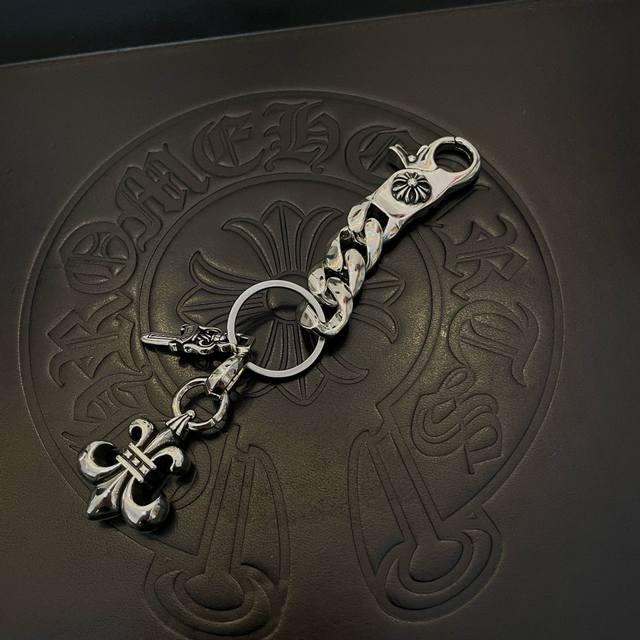 批150 Chrome Hearts 克罗心十字架钥匙扣 大龙虾扣 宝剑童军花吊坠，雕刻工艺 精工品质 纯手工打造 ～正品开模潮流时尚必备 男女均可佩戴 情侣款