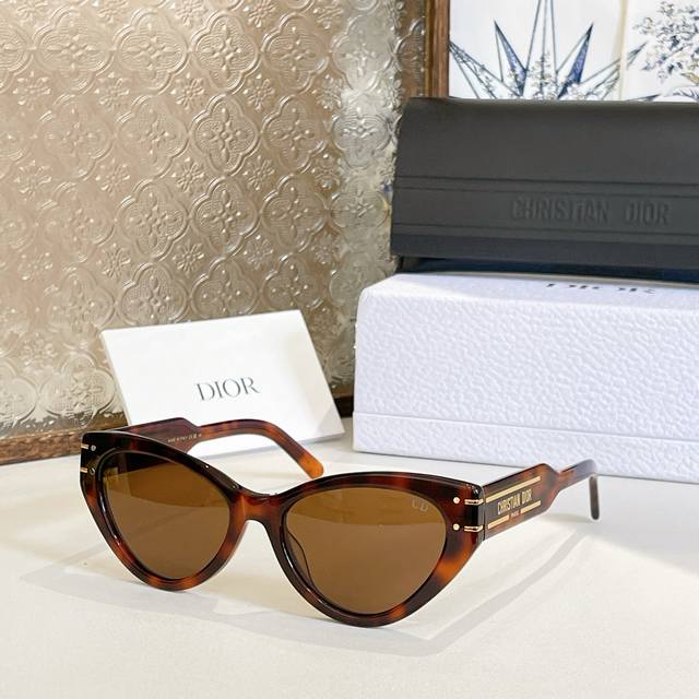 p150 Dio*Model：Dio*Signature871Size：55口18-145