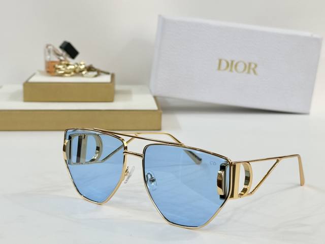 p180 Dior mod：26A1 size：64口16 140