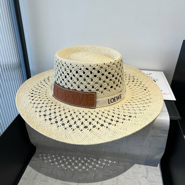 140￥ loewe罗意威新款和草帽，纯手钩草帽，出游必备单品，头围57Cm