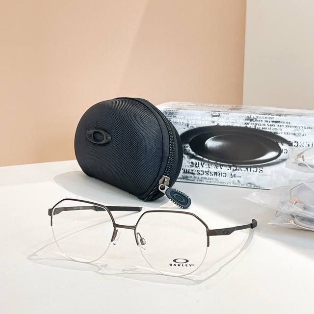 p210 Oakle*Model:Ox3247 Size:52口17-140