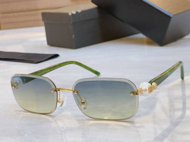 p180，【Givench*】纪梵*希新款太阳镜，Model：Gv4009M，Size：61口17-140