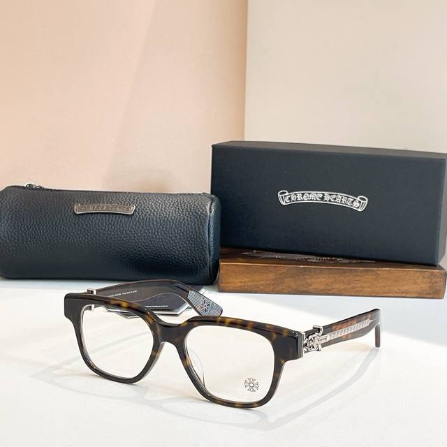 p200 Chrome Heart*Model：Vagillionaire Size：52口19-150～