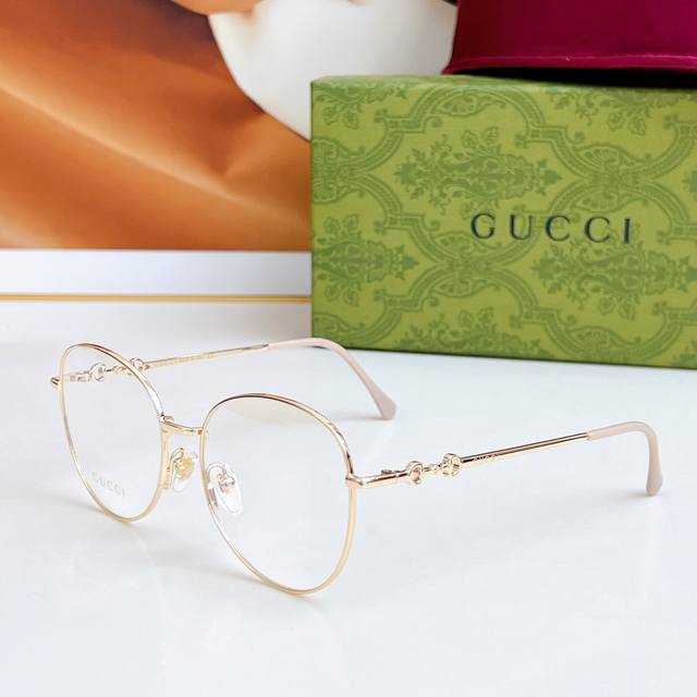 p120 Gucc* model:Gg0880O size：53口18-145