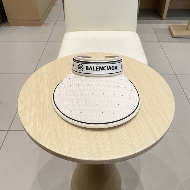 p70 最新巴黎世家Balenciaga，空顶遮阳帽，最好品质的，休闲大方，大家自己对比哦