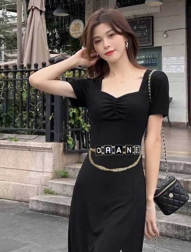 配包装P80 chanel （香奈儿） 新款金属链条腰链 项链 两用款，轻奢风高级感百搭款 女神必备单品，时尚潮流， 戴上它满满的高大上。
