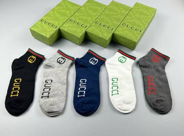 特批50 Gucci · 古奇G家新品短袜【一盒五双】提花经典标志，超级Nice，实物超漂亮，超火爆小单品，大牌出街，潮人必备超好搭