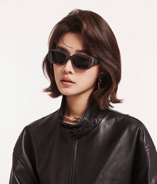 p80 【Dior-迪奥】2025开春新款 潮流爆款 时尚方框偏光太阳镜 高品质 佩戴舒适 网红潮款墨镜 型号：D2111