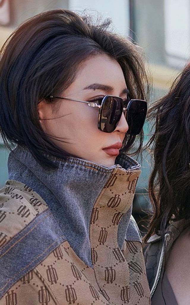 p80 【Dior-偏光太阳镜】2025开春新款 潮流爆款 时尚方框偏光太阳镜 高品质 佩戴舒适 网红潮款墨镜 女士高清偏光太阳镜 高品质Tr镜框 型号：Cd8
