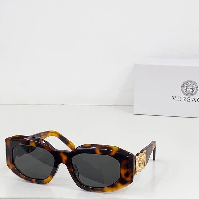 p120 Versa* model：Ve4425U Size：53口18-145
