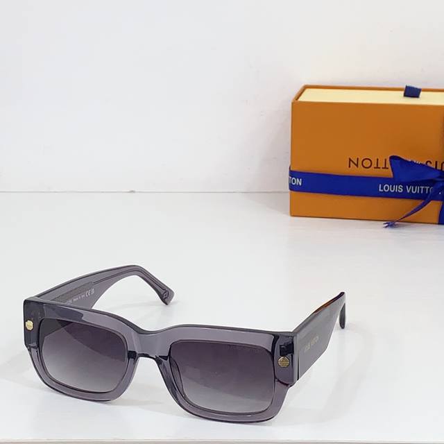 p140 Louis Vuitton mod：Lv Z1973 size：52口22 145