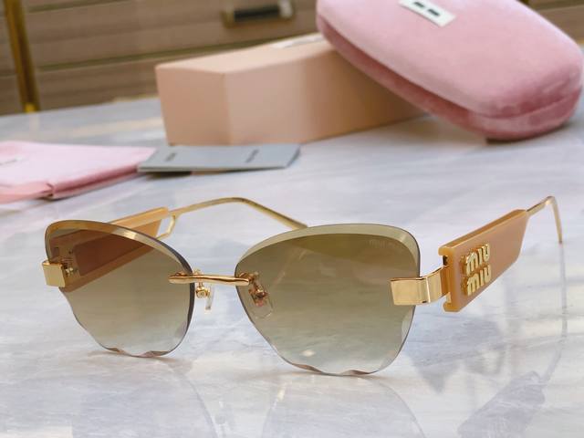 p180，【Miu Mi*】缪缪新款太阳镜，Model:Smu 127Av，Size：60口16-142