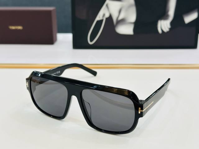 p120 款 Tom Ford汤姆家 Model:Tf1101 Size：58口15-140 时尚潮流 L超轻 太阳镜