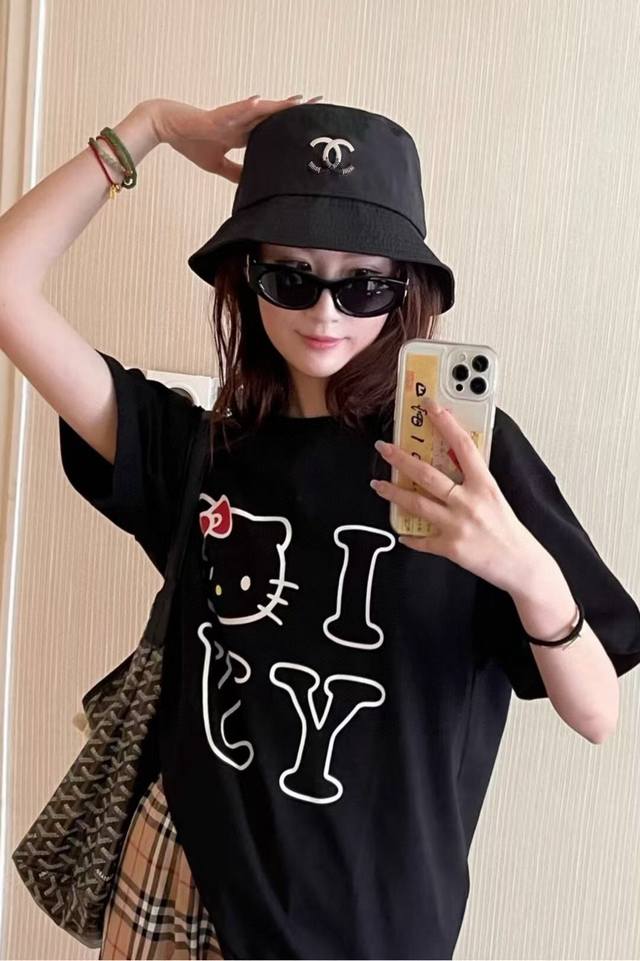 90￥ chanel香奈儿新款缎料渔夫帽，刺绣双C Logo，头围57Cm