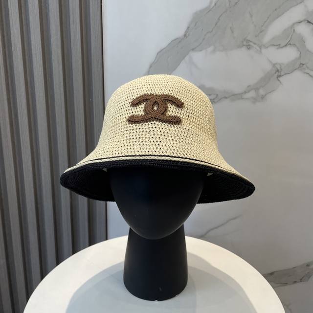 p50 香奈儿Chanel新款针织盆帽，高密度制作，一顶超级有品位的针织帽了~出街首选！帽型超美腻颜色妥妥，轻便携带！小仙女人手必备 头围57Cm