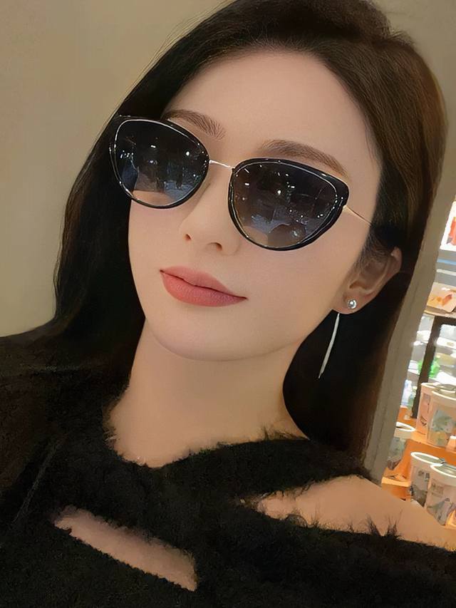 p100 【Gucci-偏光太阳镜】2025开春新款 潮流爆款 时尚圆框偏光太阳镜 高品质 佩戴舒适 网红潮款墨镜 女士高清偏光太阳镜 高品质Tr镜框 型号：G