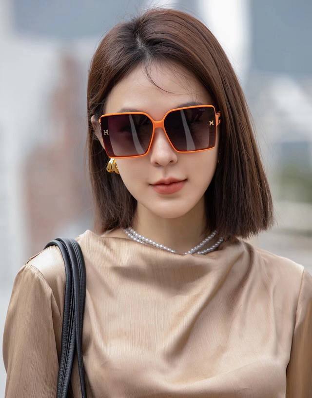 p90 【偏光系列太阳镜】Hermes 爱马仕 原版出货 网红超爆款经典奢华全球风[强][酷][亲亲] 时尚方框太阳镜[得意] 气质非凡 经典大框款式太阳眼镜[