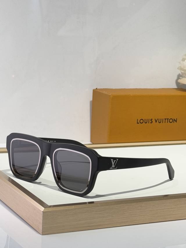 p210 Louis Vuitto* legacy Round太阳眼镜 前框凸出的金属包圈，搭配经典板材圈 复古又时尚 top Quality model：Z2