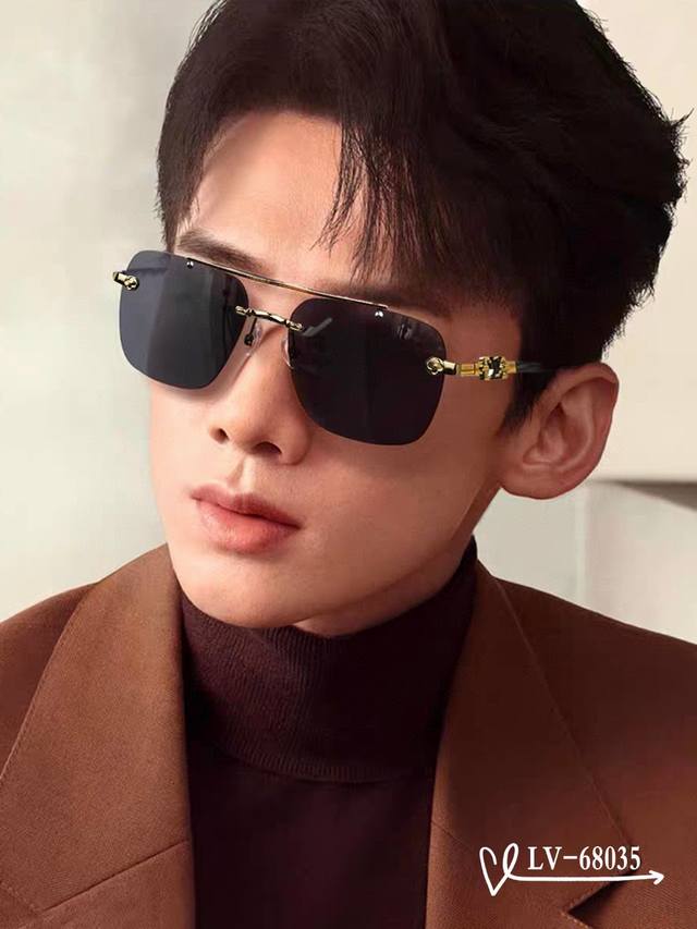 p80 .【Lv-路易威登】 .【宝丽来树脂偏光镜片】 .【金属镜架轻便佩戴舒适】 .【Size 58-17-142，】 .【男女同款太阳镜减轻强光负担，遮挡有