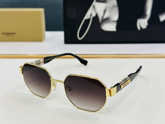 p180 新款 Burberr*巴家 Be2393 百搭镜架Size：54口20-145 高品质 到货 Q男女款太阳镜