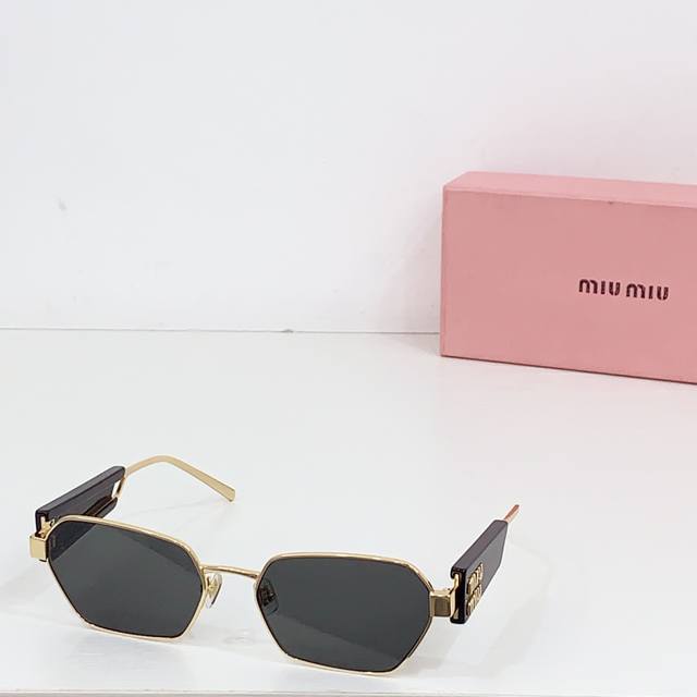 p230 Miu Mi* model：Smu 53W size：58-18-140