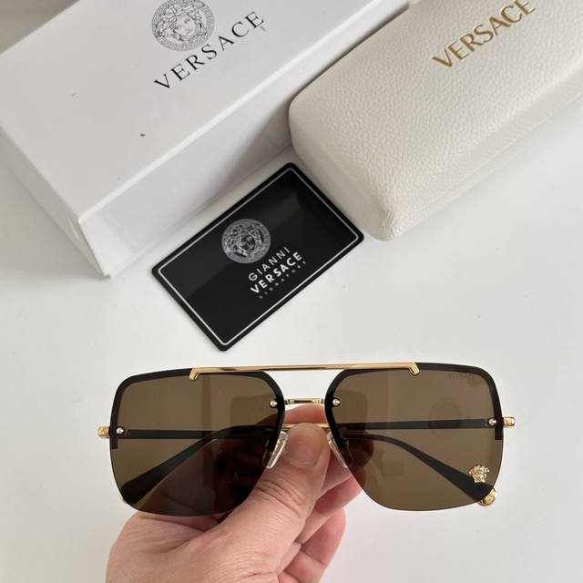 p180 Versac*Model：Ve2232 Size：62口13-145