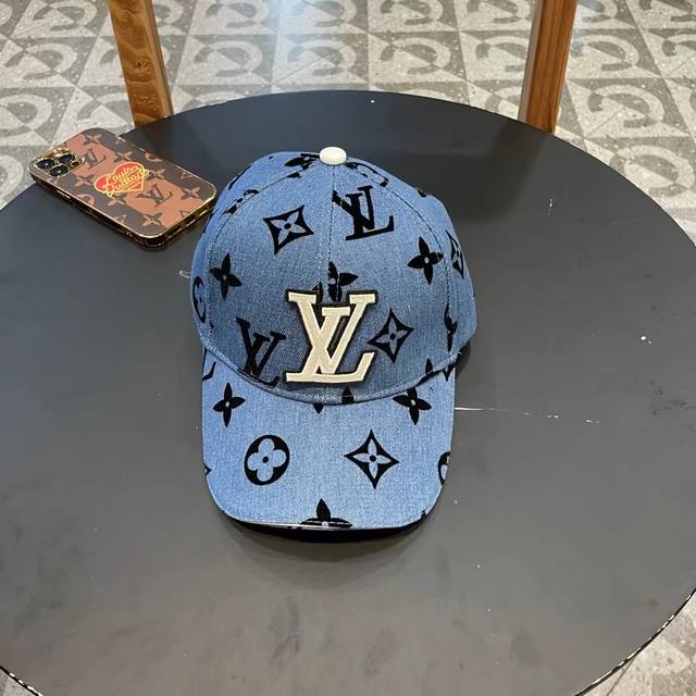 p80 上新！路易威登 Louisvuitton 新款Lv棒球帽，重工打造早春系列高端大气，百搭款男女通用