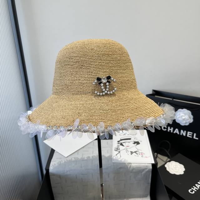 180￥ chanel香奈儿拉菲草帽 ，纯手工钩织，高端定制，头围57Cm